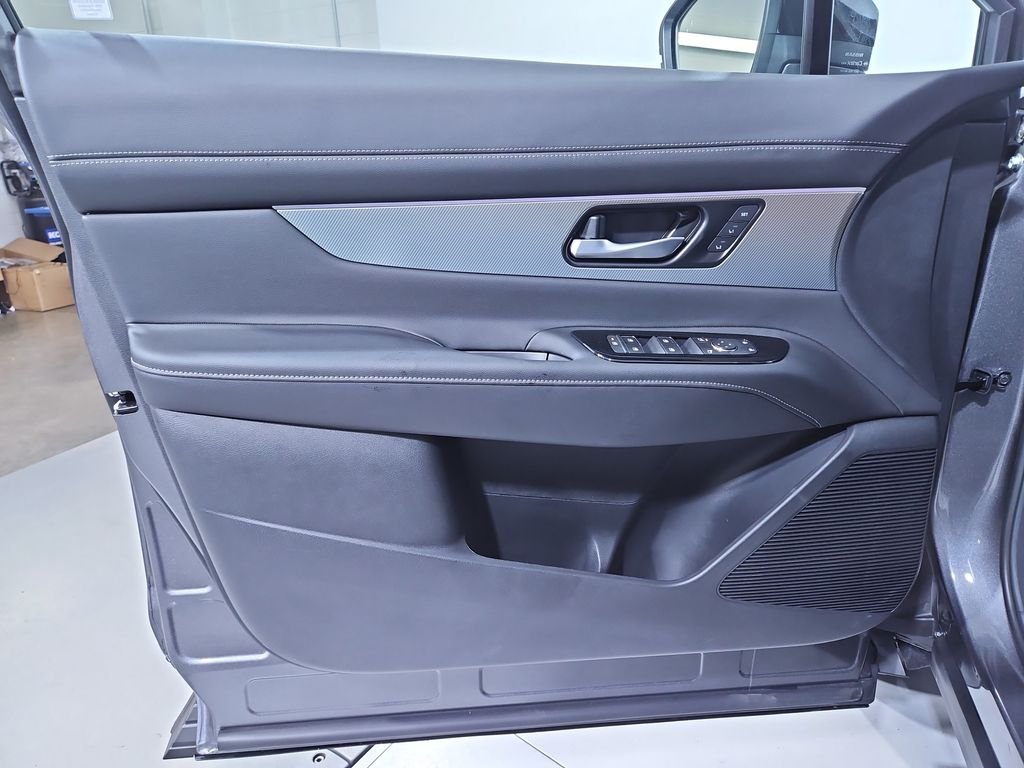 2025 Nissan Murano SL - Photo 11