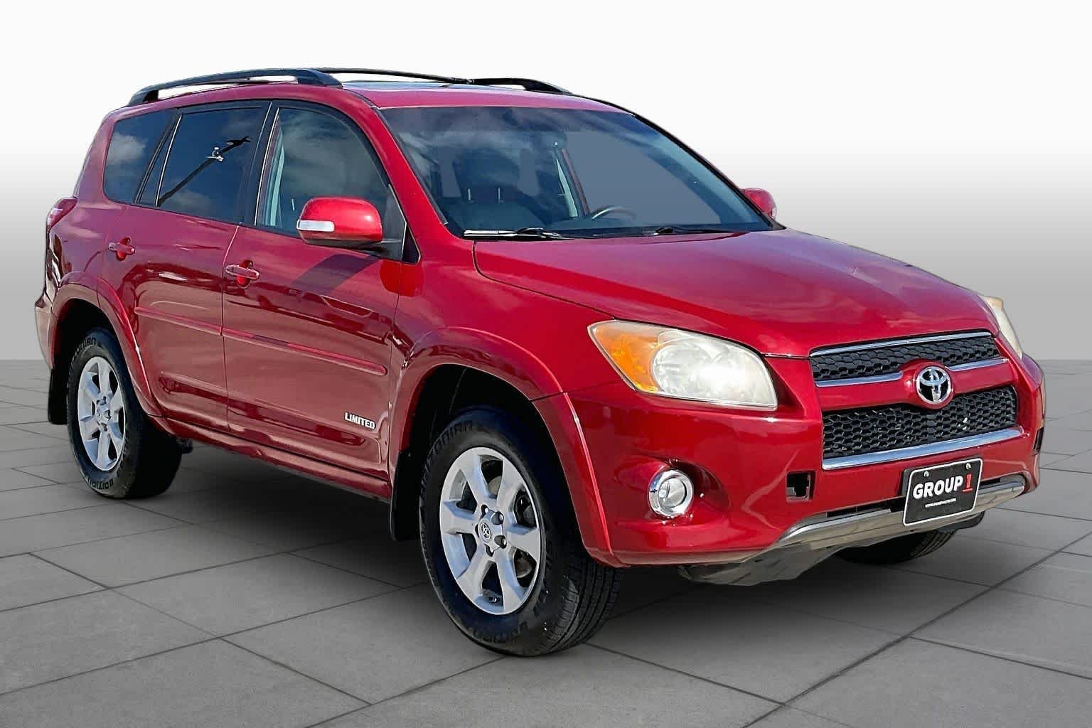 Used 2011 Barcelona Red Metallic Toyota Ltd image 2