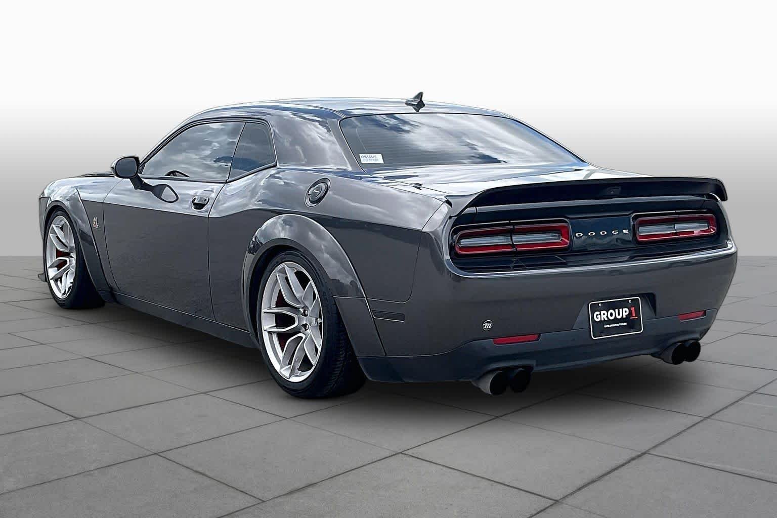 Used 2019 Granite Pearlcoat Dodge R/T Scat Pack image 11