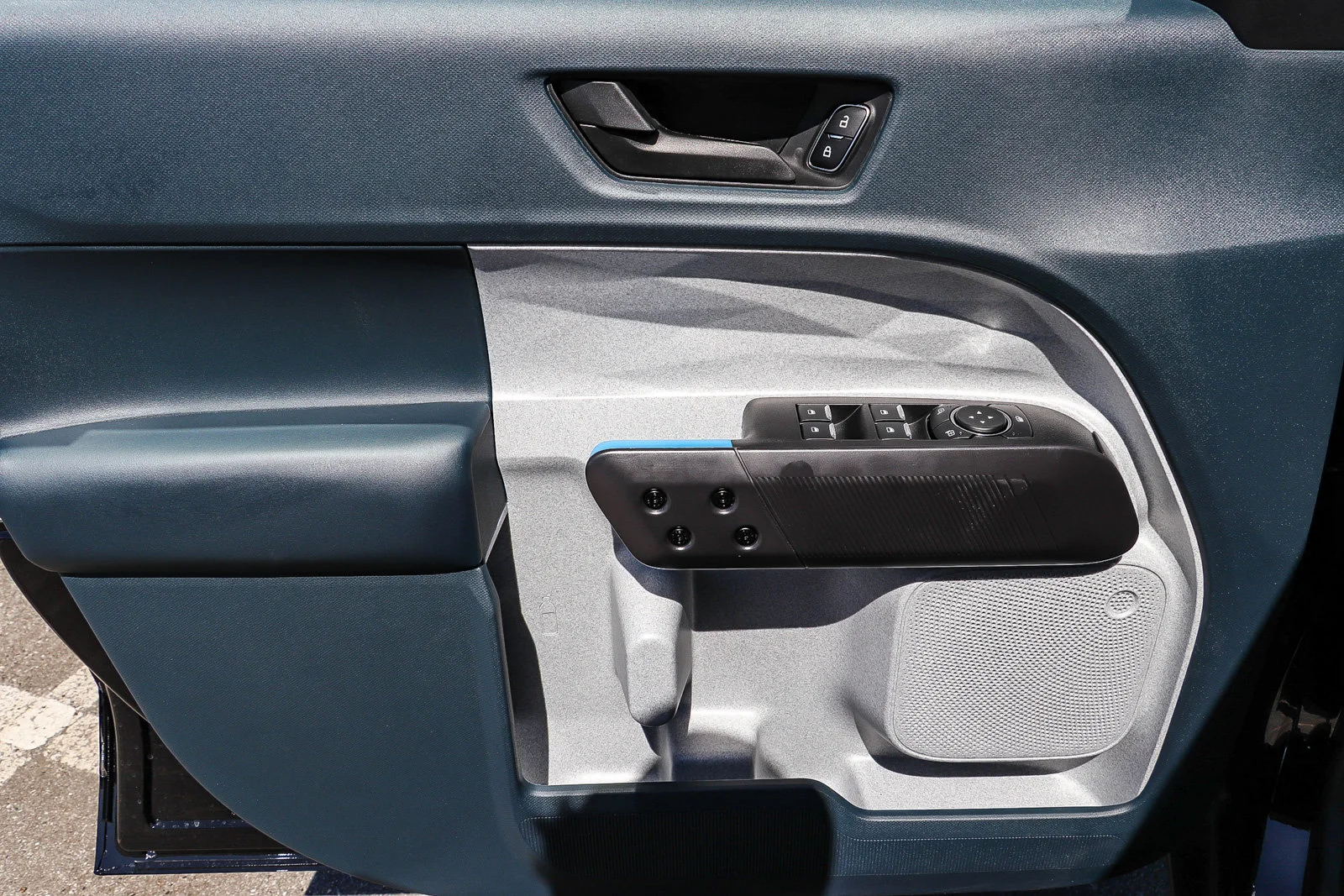 New 2026 Shadow Black Ford XLT image 24