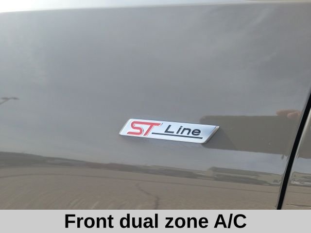 2026 Ford Explorer ST-Line - Photo 39
