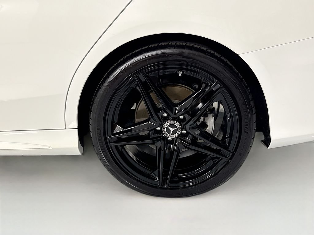 Used 2019 Polar White Mercedes-Benz C 300 image 31