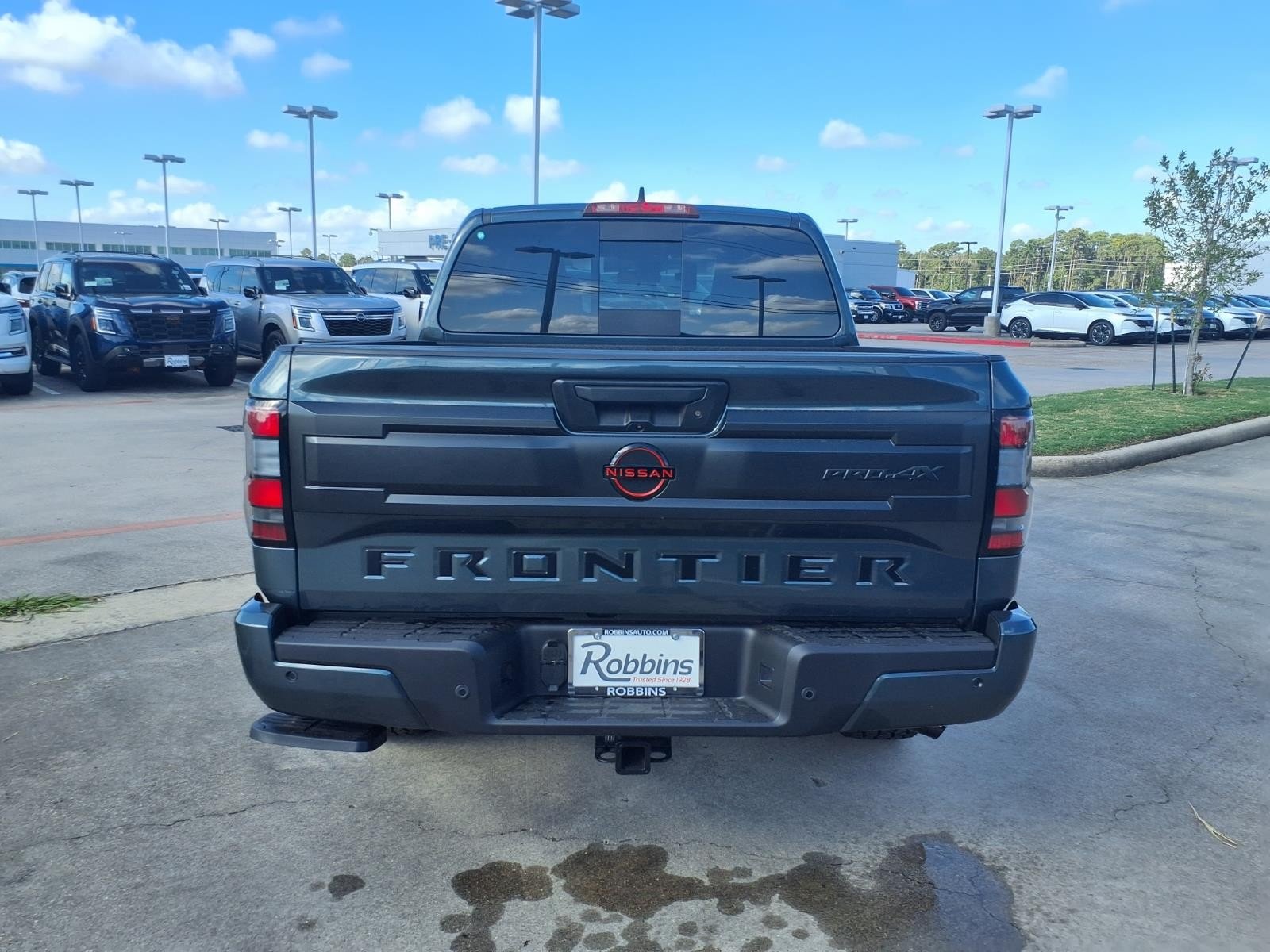 2027 Nissan Frontier photo 6 of 23
