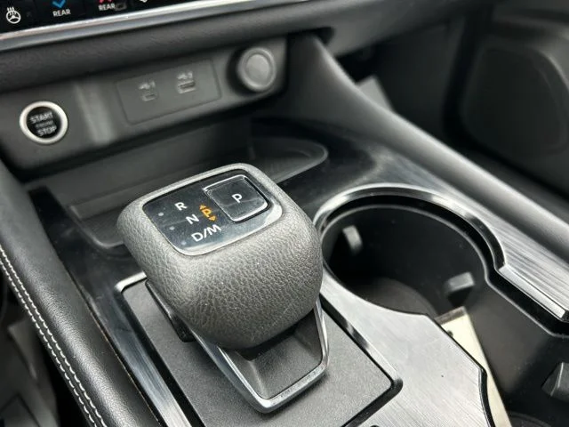 Used 2022 Black Nissan SL image 45