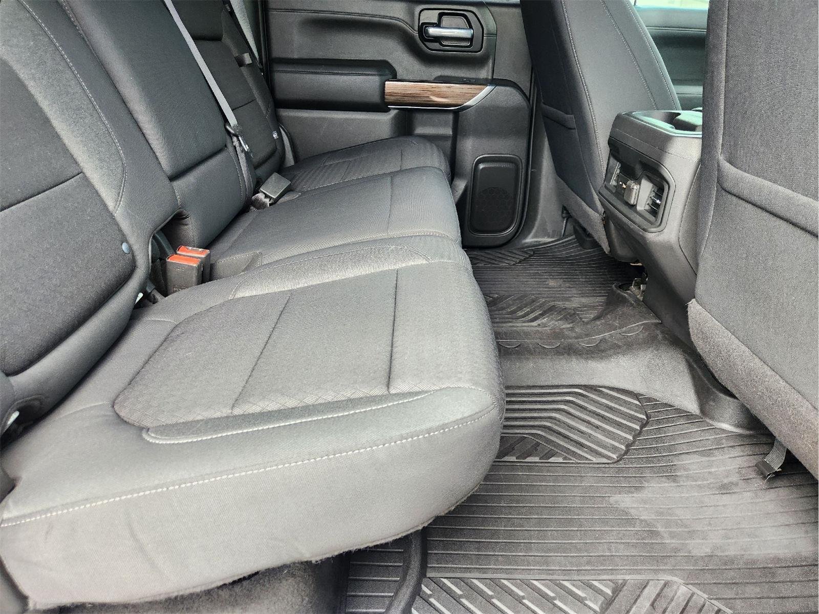 2021 Chevrolet Silverado 1500 photo 31 of 33