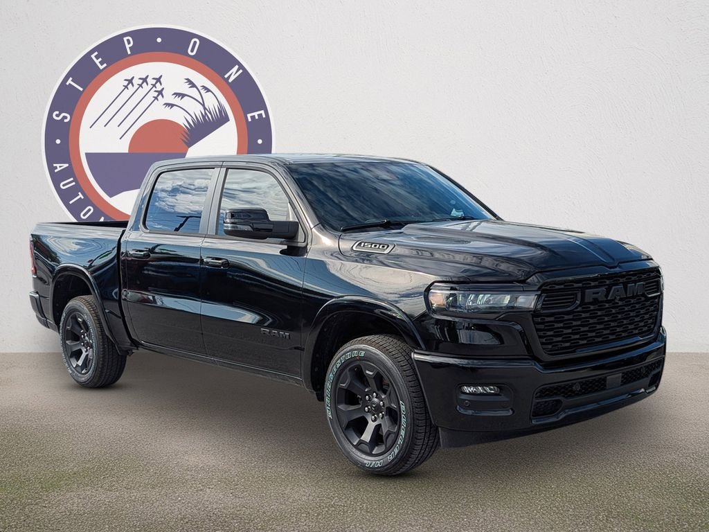 New 2026 Diamond Black Crystal Pearl-Coat Exterior Paint Ram Big Horn/Lone Star image 2