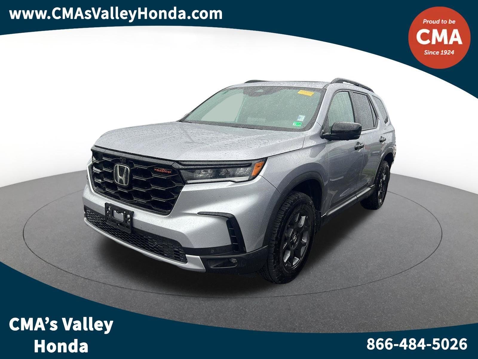 Used 2025 Lunar Silver Metallic Honda TrailSport image 1