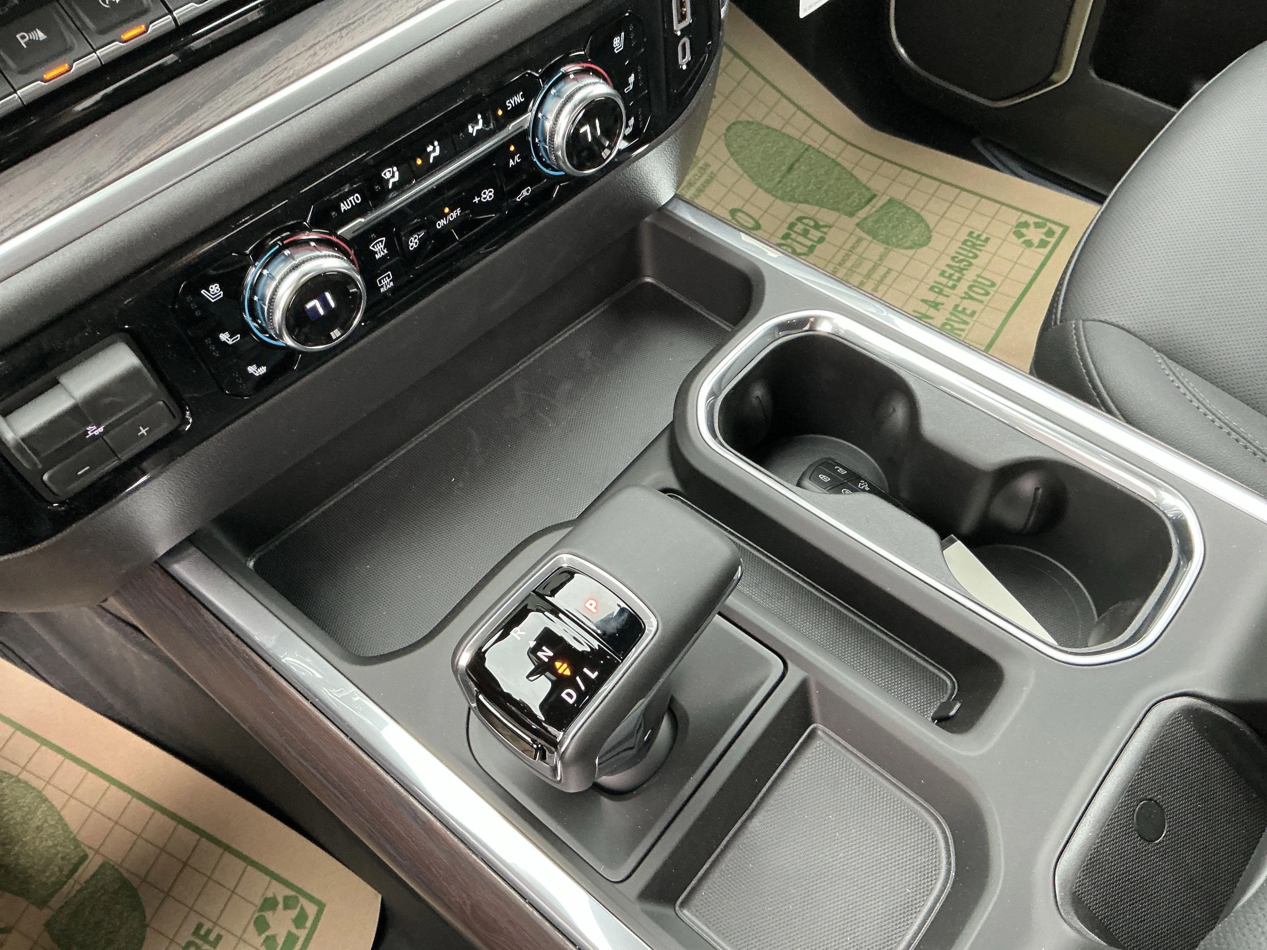 2026 GMC Sierra 1500 SLT - Photo 25