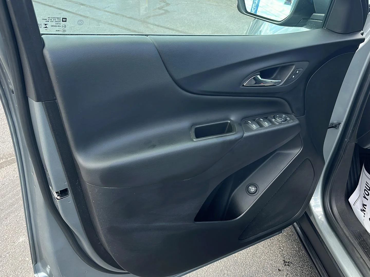 Used 2024 Sterling Gray Metallic Chevrolet LT image 18