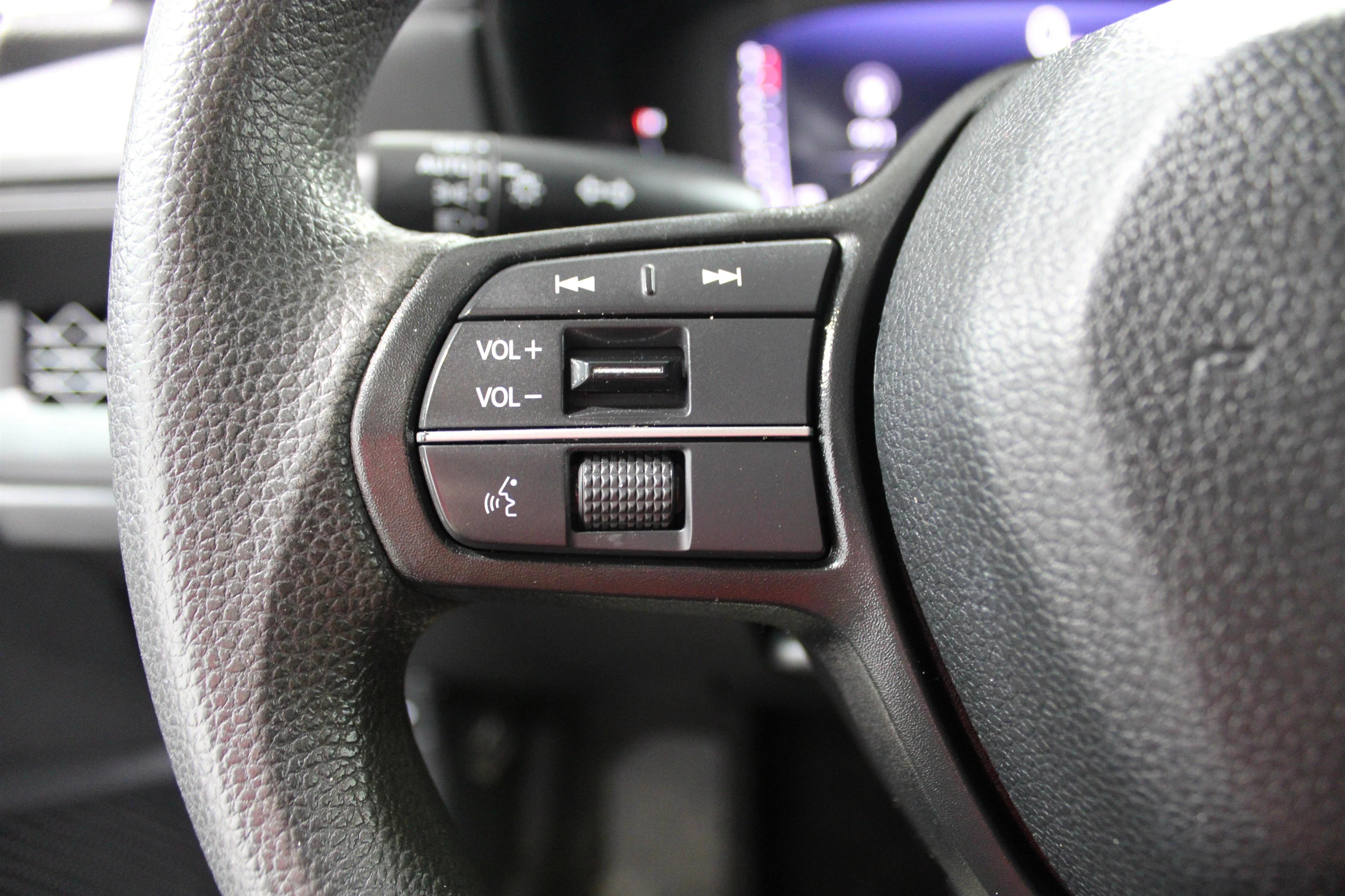 2024 Honda Accord EX - Photo 9