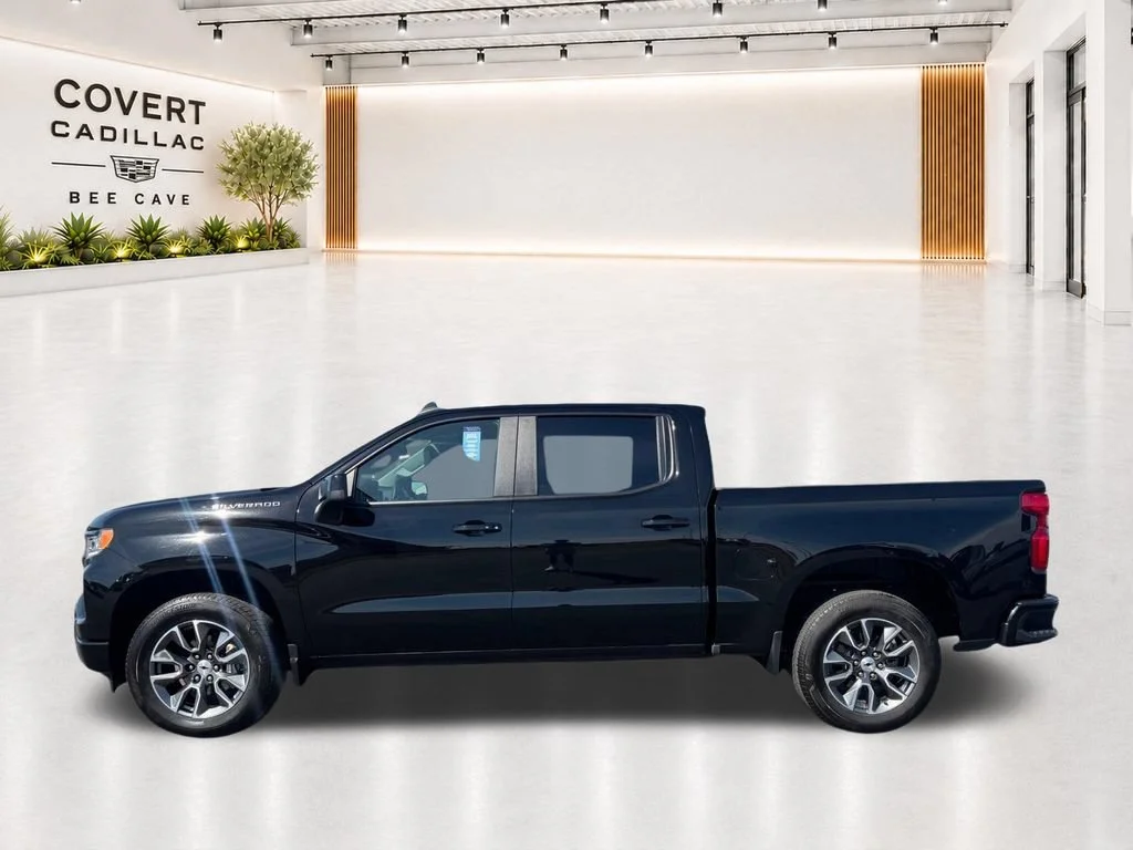 Used 2025 Black Chevrolet RST image 9