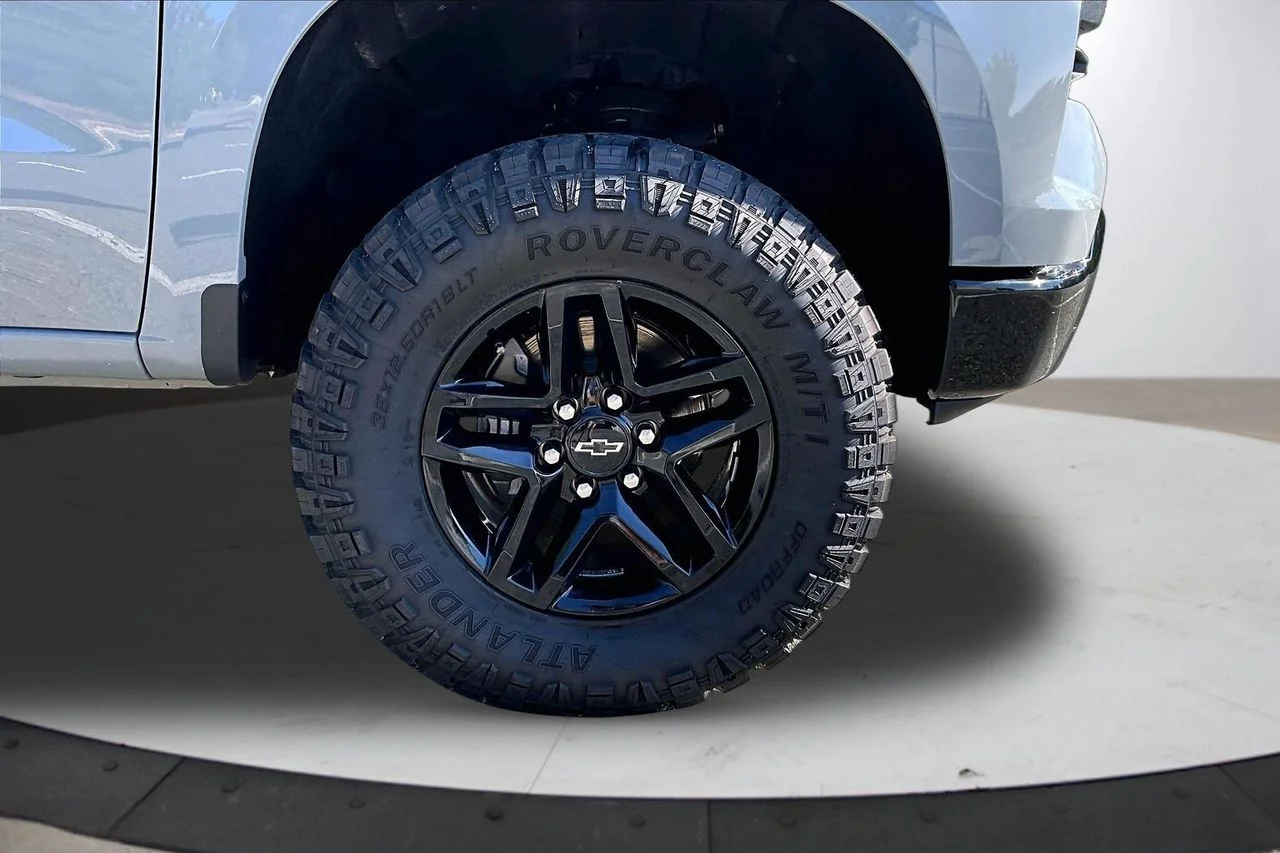 Certified Used 2024 Gray Chevrolet Custom Trail Boss image 32