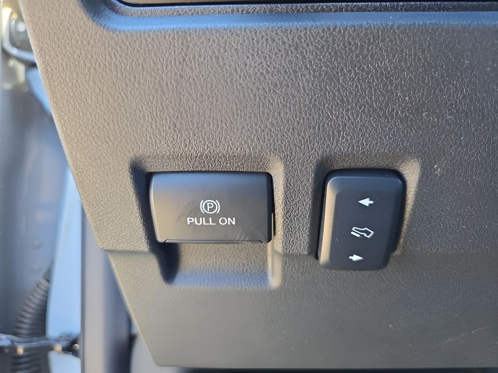 New 2026 Avalanche Ford F-350® Lariat® image 15