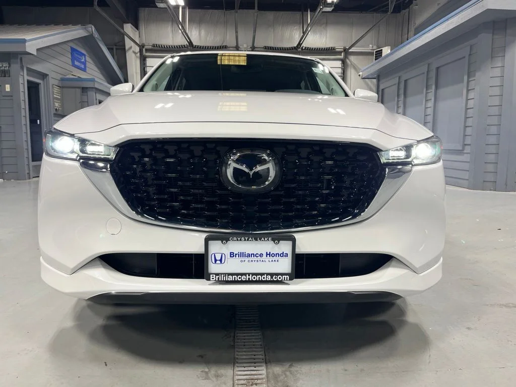 Used 2025 White Metallic Mazda 2.5 S Preferred Package image 2