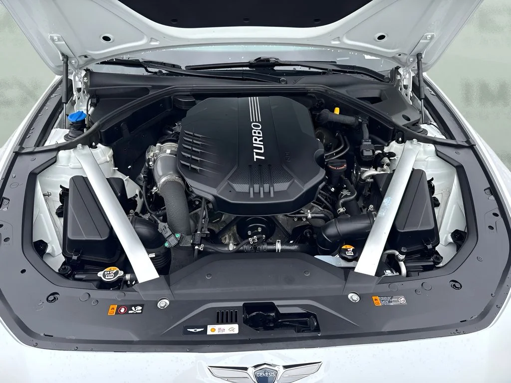 Used 2023 White Genesis 3.3T image 21