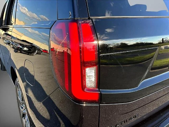 New 2027 Agate Black Metallic Ford Platinum image 66