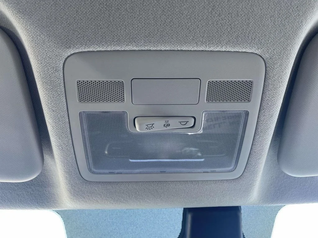 New 2026 White Hyundai SE image 30