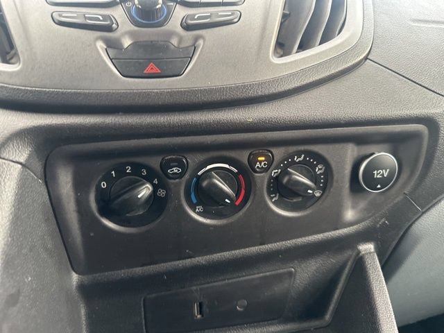 Used 2018  Ford XL image 19