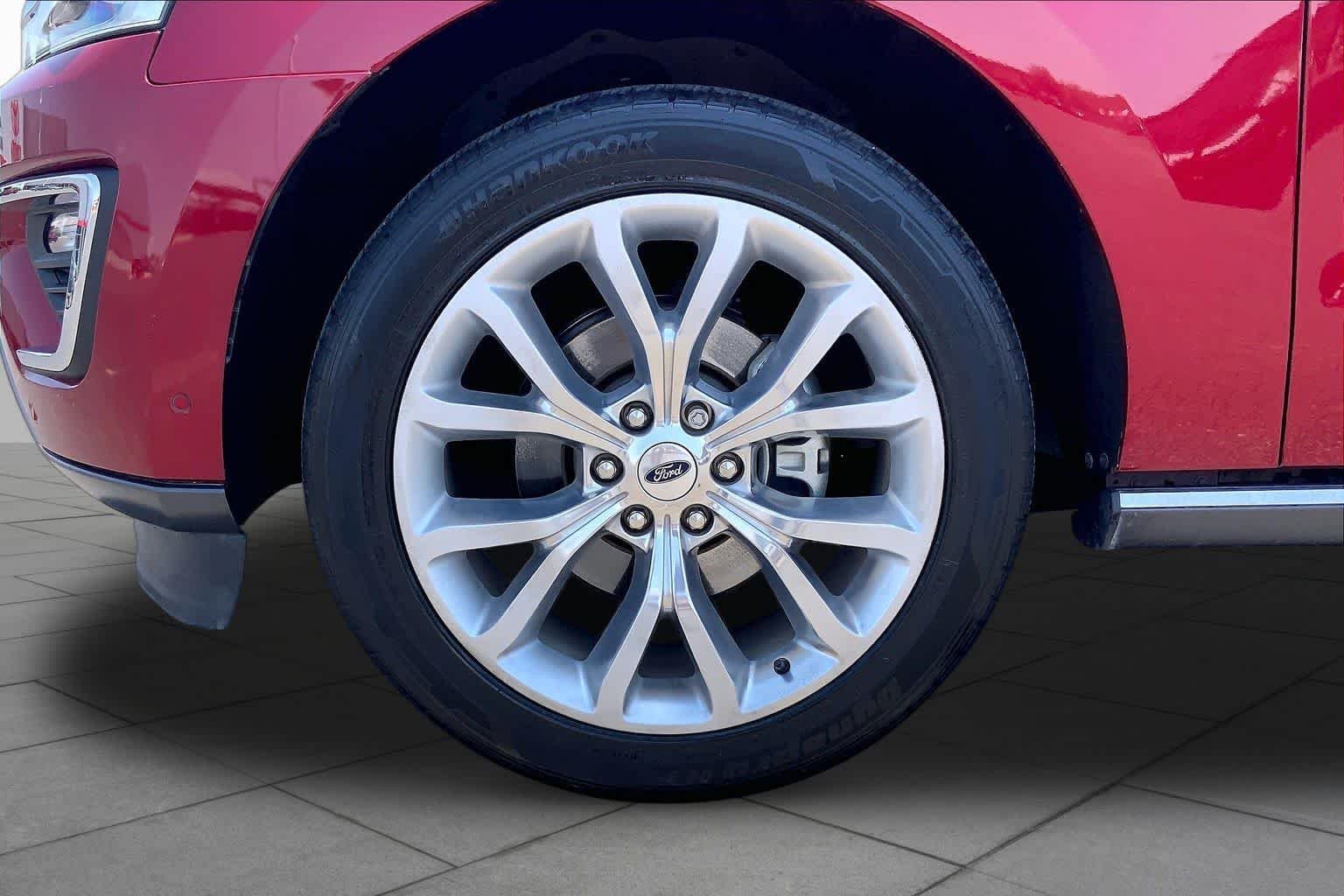 Used 2019 Ruby Red Metallic Tinted Clearcoat Ford Limited image 11