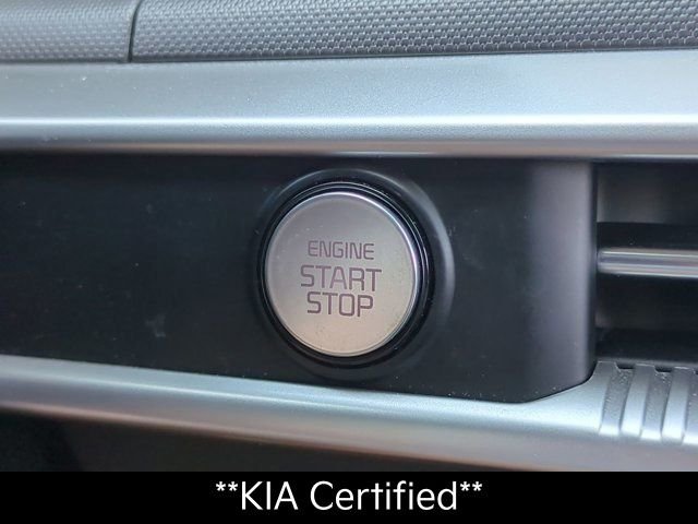 Used 2023 White Kia GT-Line image 26