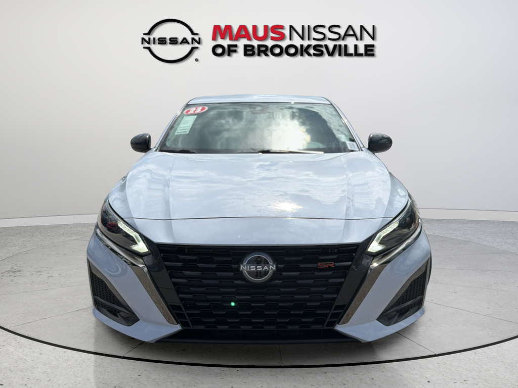 Used 2023 Pearl Nissan 2.5 SR image 3