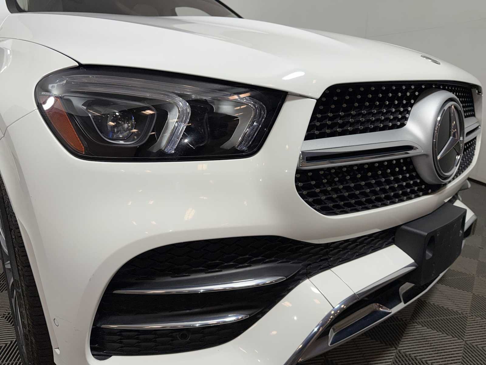 Used 2022 Polar White Mercedes-Benz GLE 350 image 25