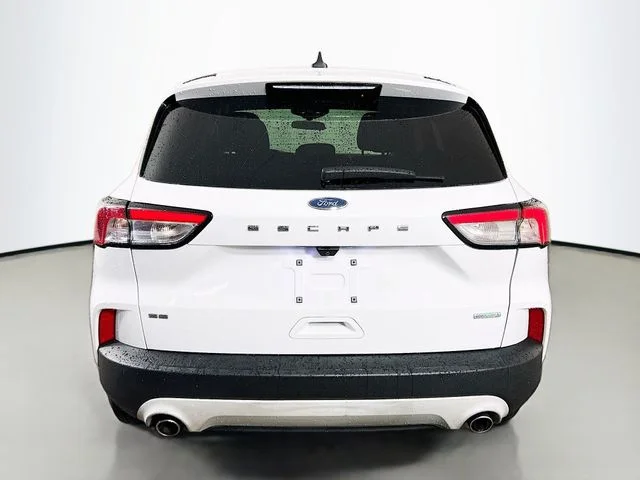 Used 2020 Oxford White Ford SE image 8