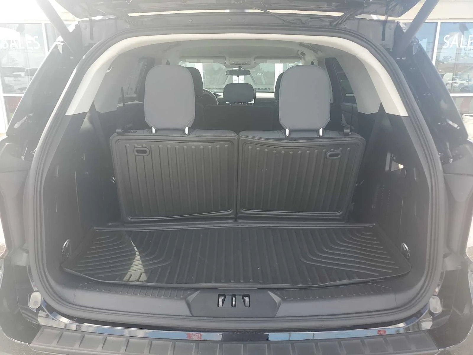 Used 2025 Black Ford Active image 6