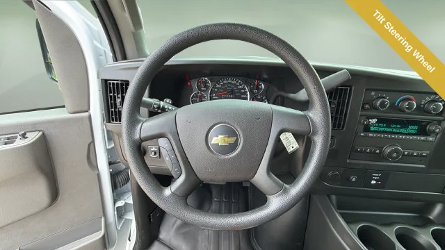 Used 2025 White Chevrolet Work Van image 14