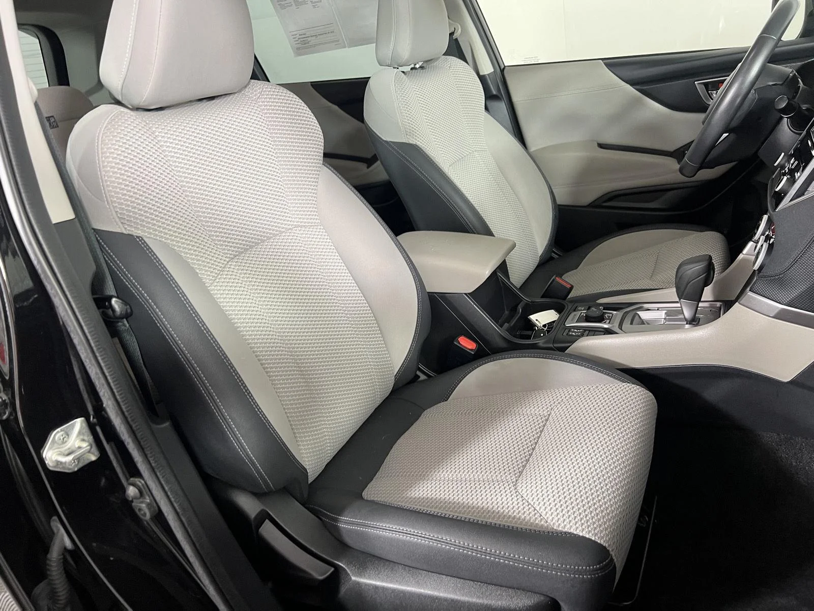 Used 2021 Crystal Black Silica Subaru Premium image 23