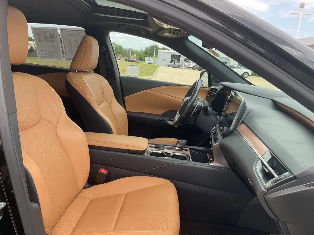 Used 2023 Black Lexus 350 Premium image 18