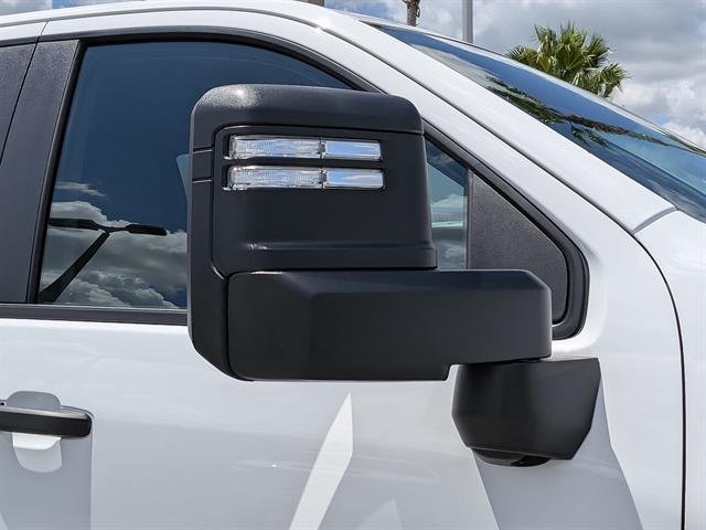 New 2026 Summit White Chevrolet WT image 11
