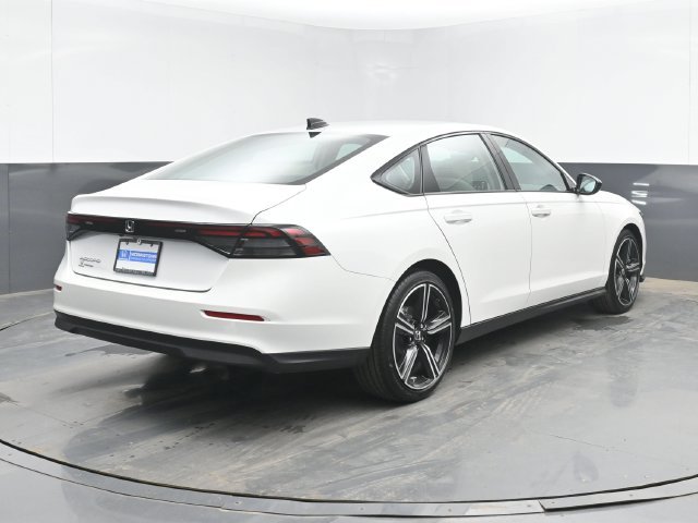 New 2026 Platinum White Pearl Honda SE image 5
