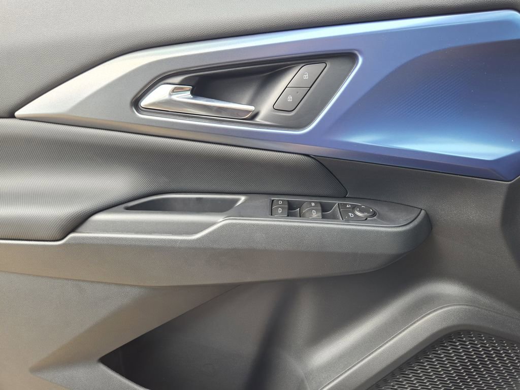 2026 Chevrolet Equinox EV 2LT - Photo 12