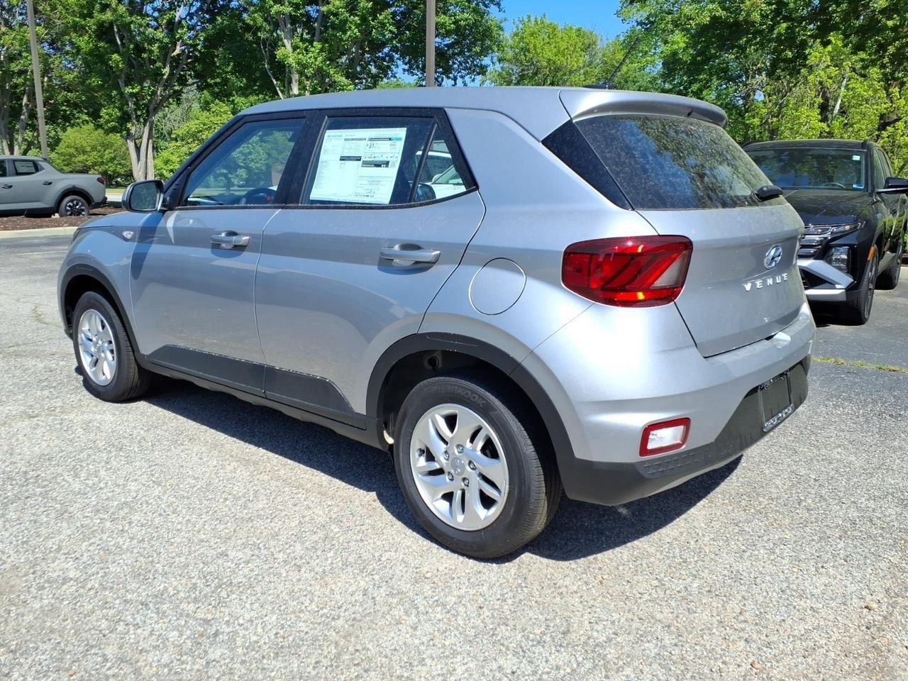 New 2026 Shimmering Silver Hyundai SE image 8