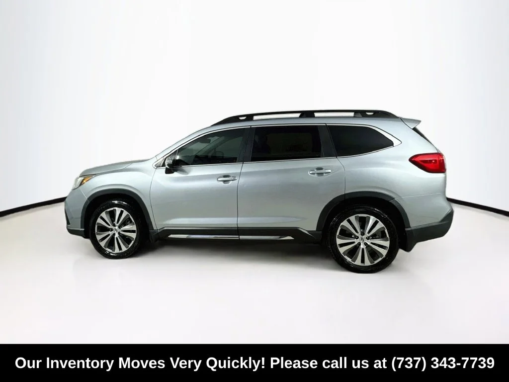 Used 2020 Ice Silver Metallic Subaru Limited image 4