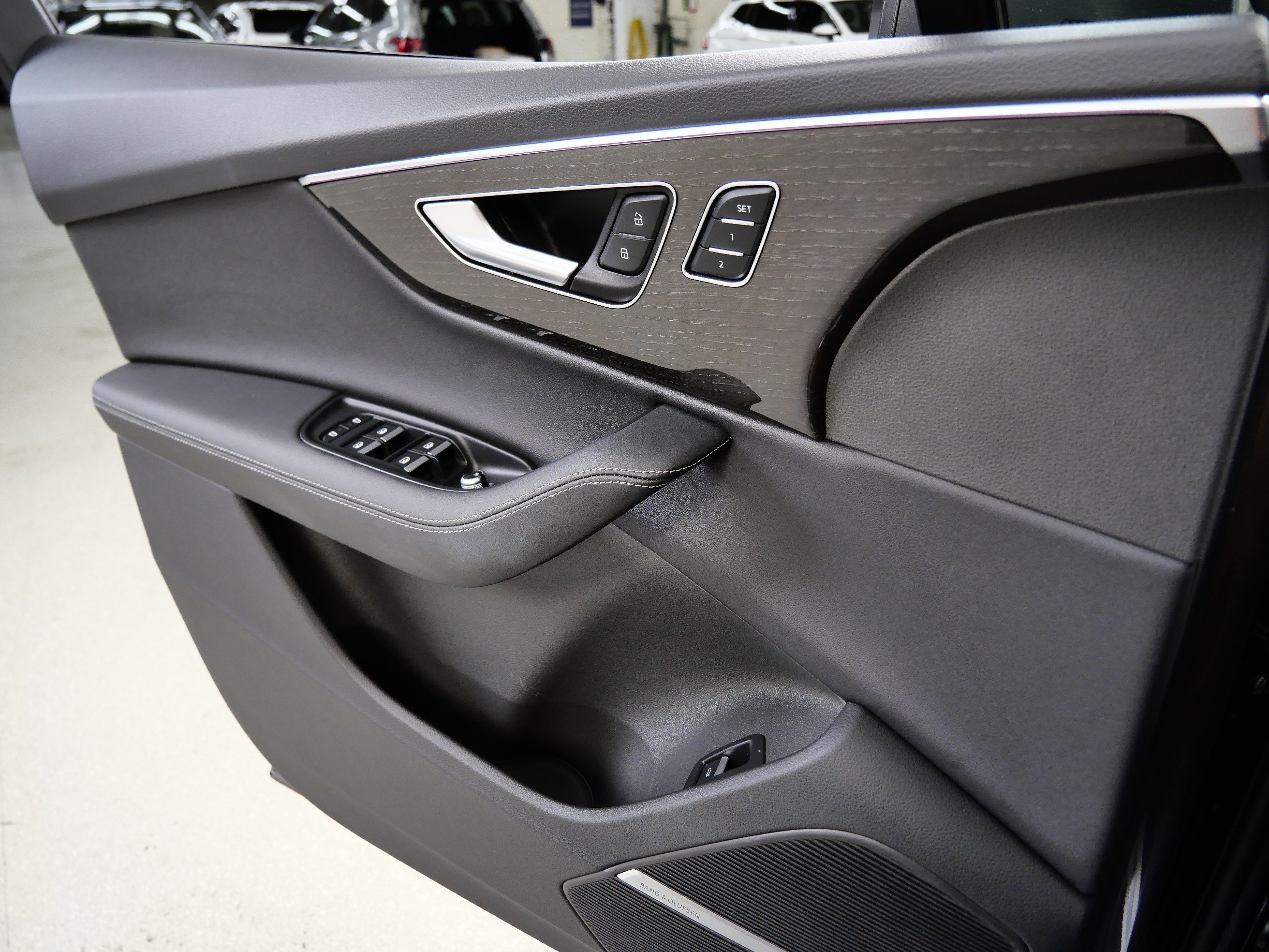 Used 2025 Samurai Gray Metallic Audi Premium Plus image 28