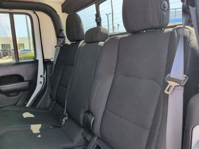 Used 2022 White Jeep Sport image 14