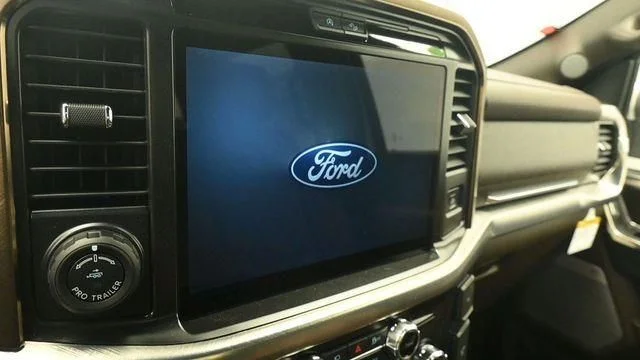New 2026 Star White Metallic Tri-Coat Ford King Ranch® image 17