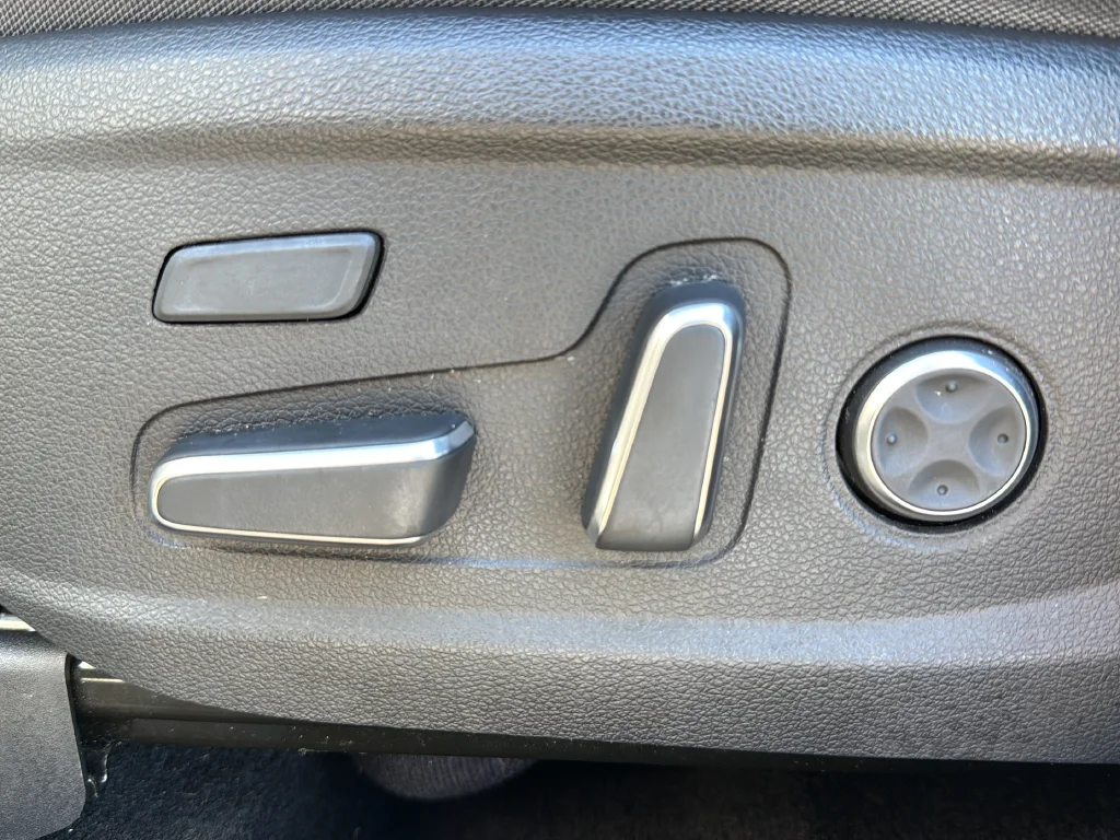 Used 2023 Gray Hyundai Calligraphy image 15