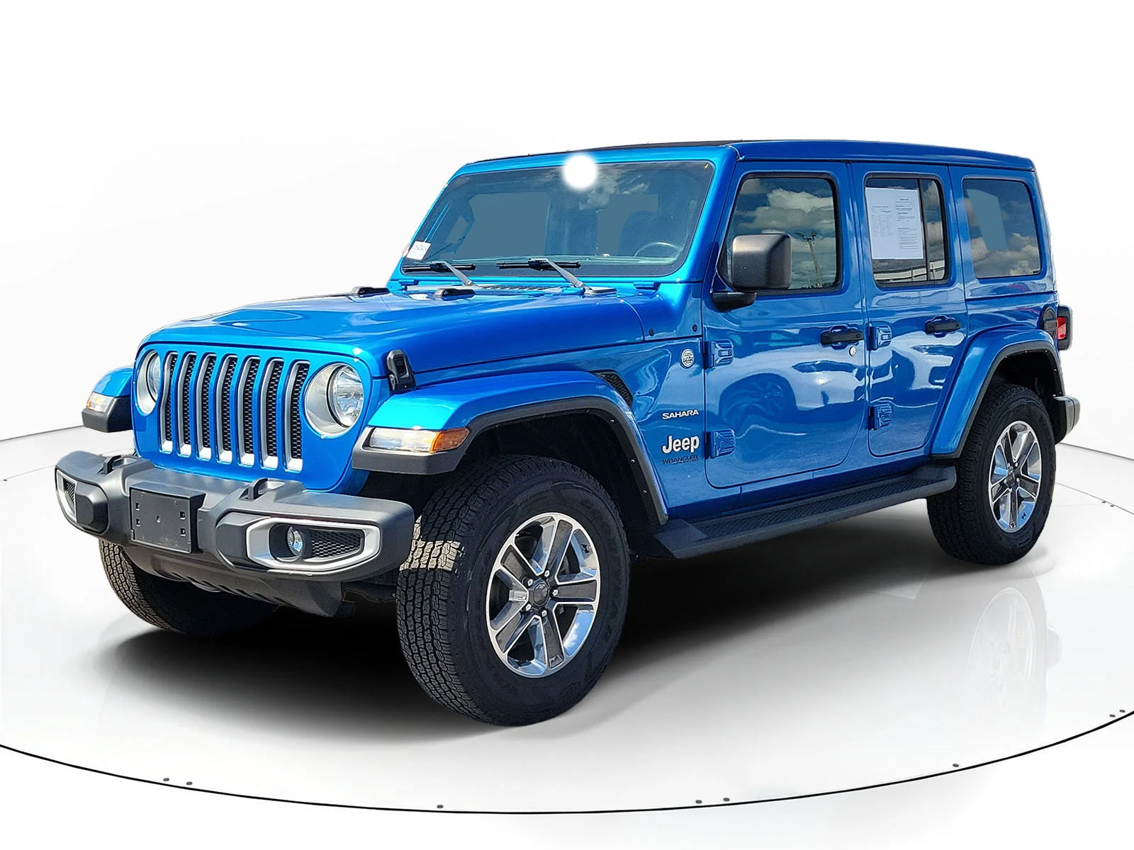 Used 2022 Hydro Blue Pearlcoat Jeep Unlimited Sahara image 3
