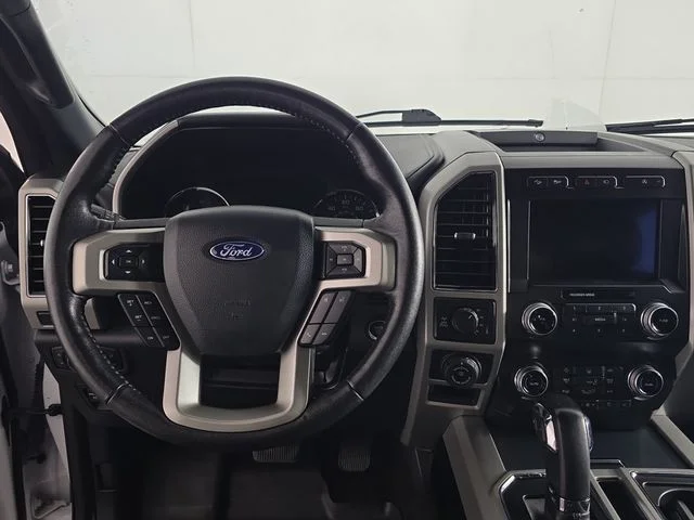 Used 2020 Oxford White Ford Lariat image 15