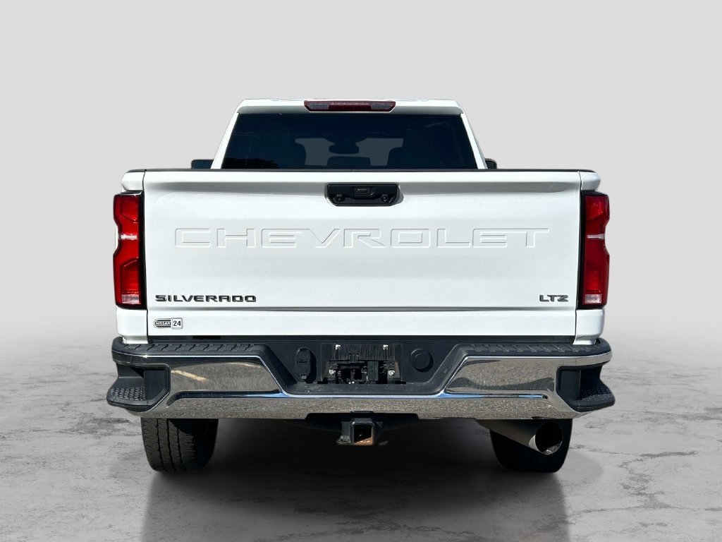 Used 2026 White Chevrolet LTZ image 4