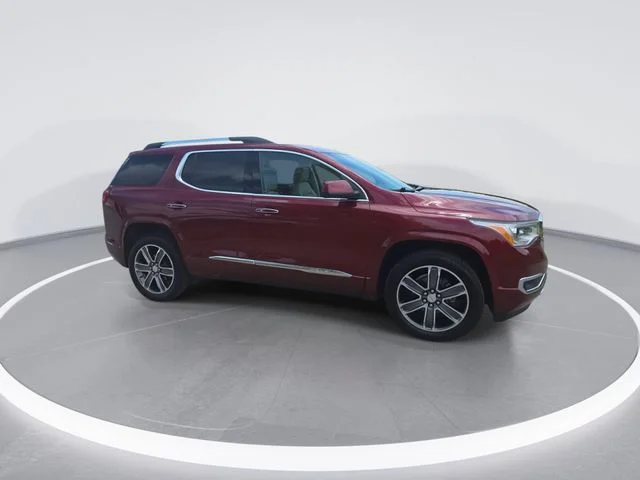 Used 2018 Red GMC Denali image 9