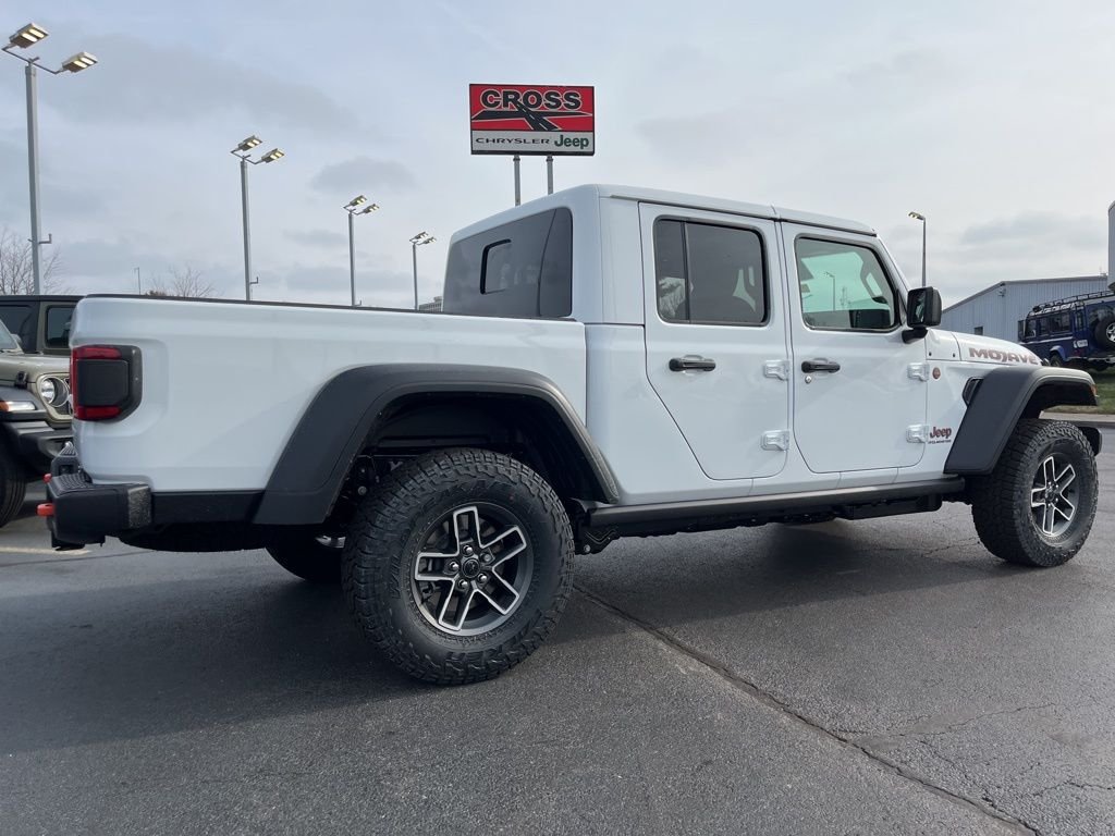 New 2026 Bright White Clear-Coat Exterior Paint Jeep Mojave image 46