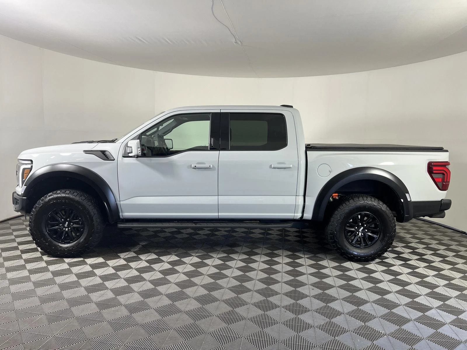 Used 2024 Gy Ford Raptor image 29