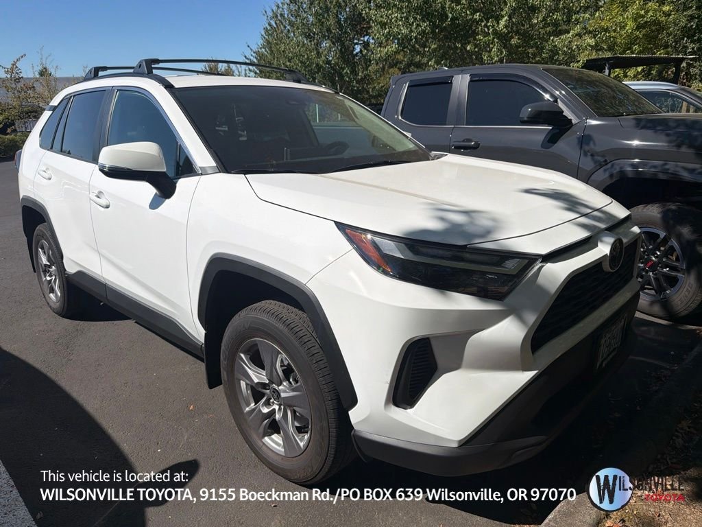 Used 2025 White Toyota XLE image 1