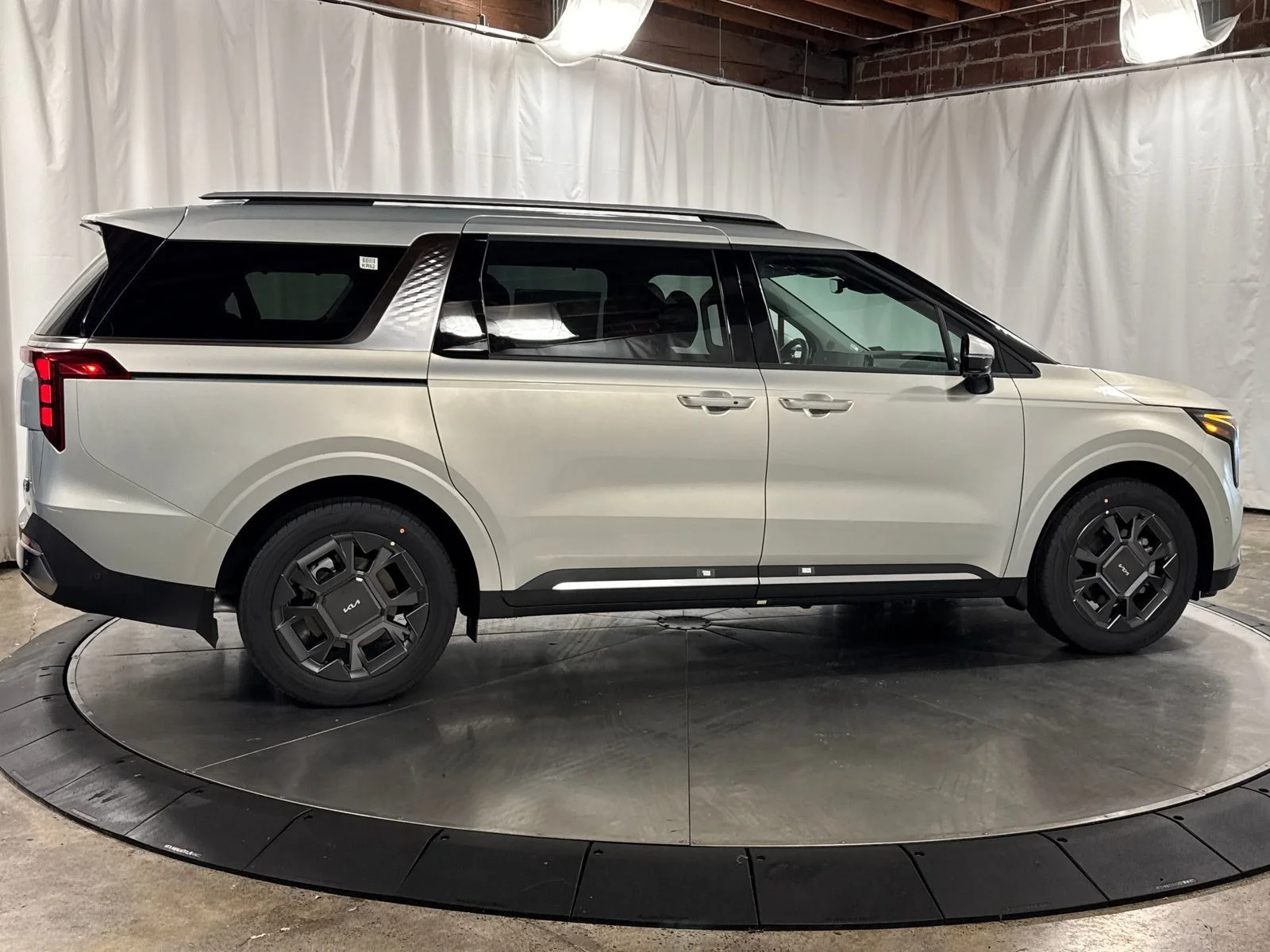 New 2026 Ivory Silver Kia SX image 9