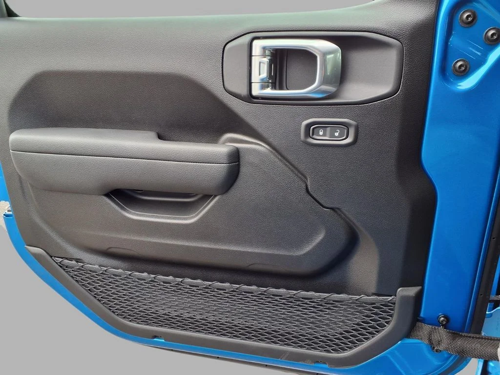 New 2026 Hydro Blue Pearl-Coat Exterior Paint Jeep Sport image 18