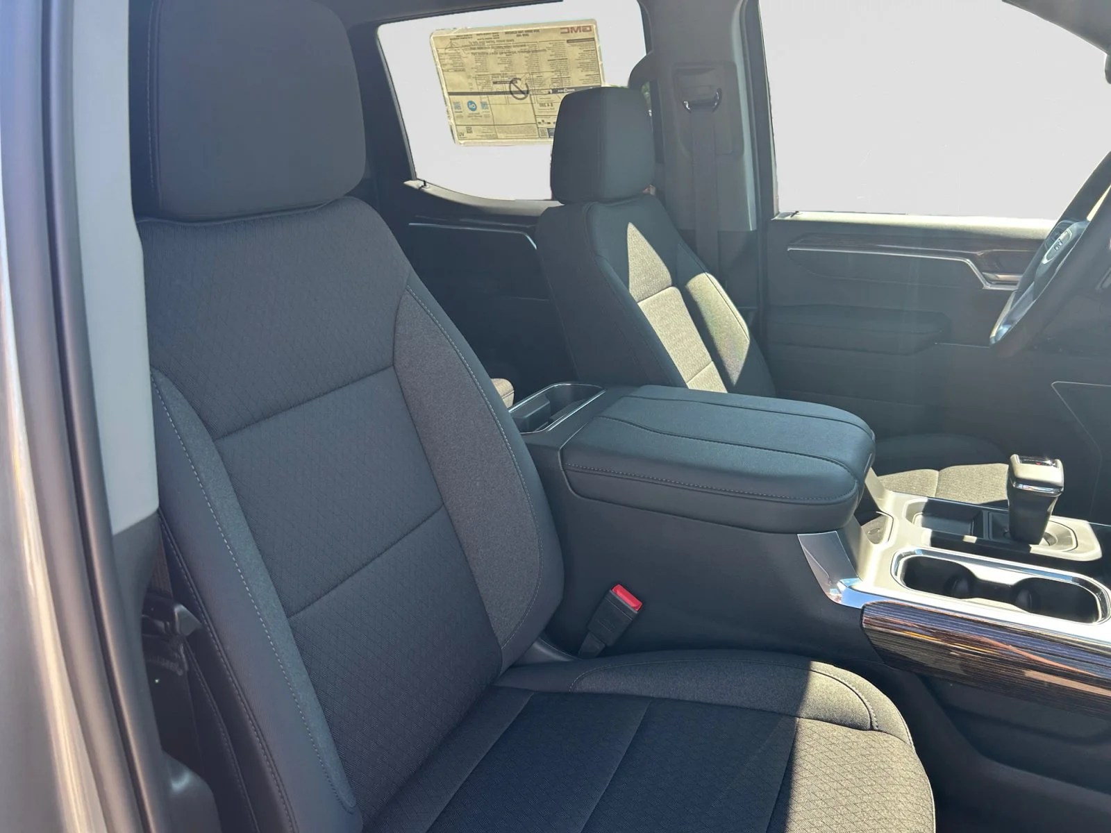 New 2026 Sterling Metallic GMC Elevation image 11